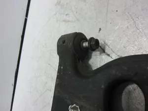 Foto de BRAZO SUSPENSION INFERIOR DELANTERO DERECHO OPEL ASTRA H BERLINA referencia 0623020017484 foto 4