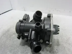 Foto de BOMBA AGUA AUDI Q3 SPORTBACK (F3N) referencia 06L121012H foto 5