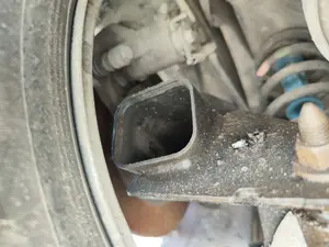 Foto de MANGUETA TRASERA IZQUIERDA RENAULT SCENIC II (JM) 1.9 dCi Diesel (120 CV / 88 KW)