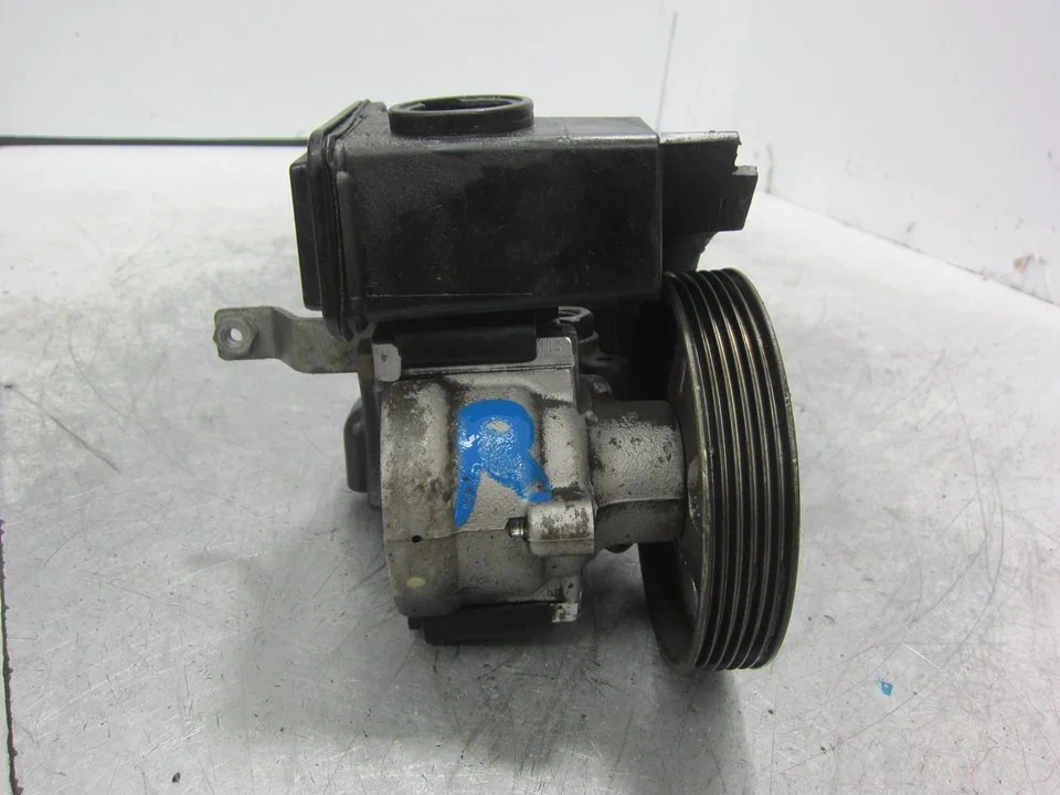 Foto de BOMBA DIRECCION CITROEN XSARA COUPE referencia 26082229QD