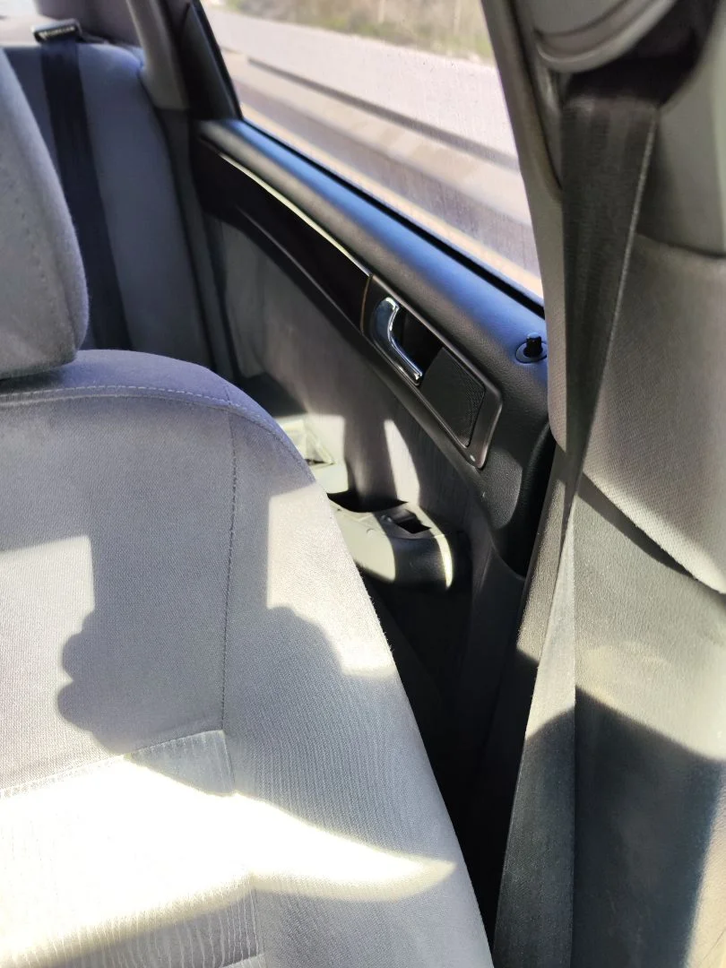 Foto de CINTURON SEGURIDAD DELANTERO IZQUIERDO AUDI A6 BERLINA (4B2) 2.4 V6 30V (165 CV / 121 KW)