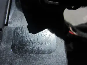 Foto de NO IDENTIFICADO PORSCHE CAYENNE (TIPO 92A) referencia 8A0937530 foto 4