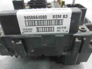 Foto de NO IDENTIFICADO PEUGEOT 307 BREAK / SW (S1)(04.2002) 2.0 HDi FAP CAT (107 CV / 79 KW) referencia 9650664080 foto 2