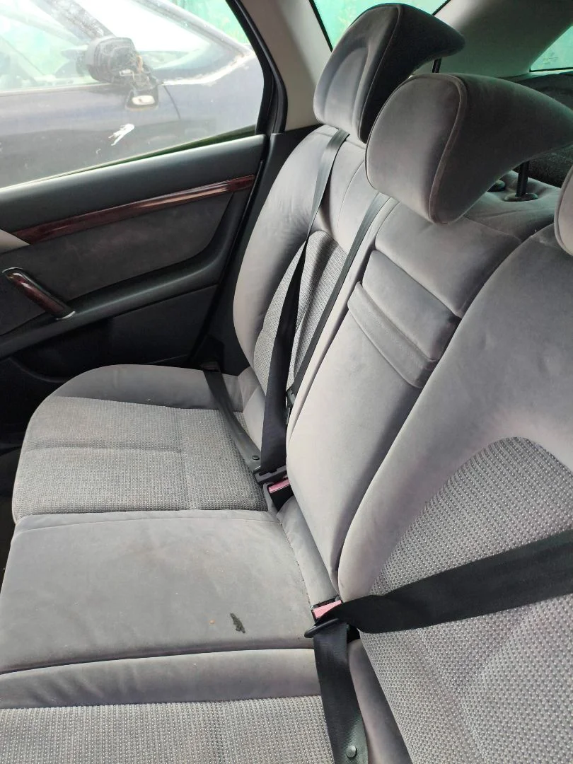 Foto de ASIENTO TRASERO MEDIO PEUGEOT 407 SW 2.0 16V HDi FAP CAT (RHR / DW10BTED4) (136 CV / 100 KW)