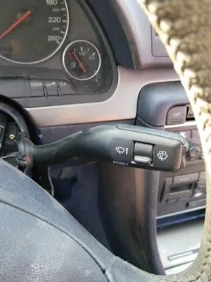 Foto de MANDO LIMPIA AUDI A4 BERLINA (8E) 1.9 TDI (131 CV / 96 KW)