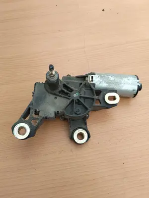 Foto de MOTOR LIMPIA TRASERO AUDI A3 (8L) referencia 8L0955711B foto 2