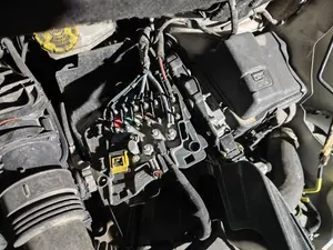 Foto de CAJA RELES / FUSIBLES CITROEN C3 PICASSO 1.6 HDi FAP (92 CV / 68 KW)
