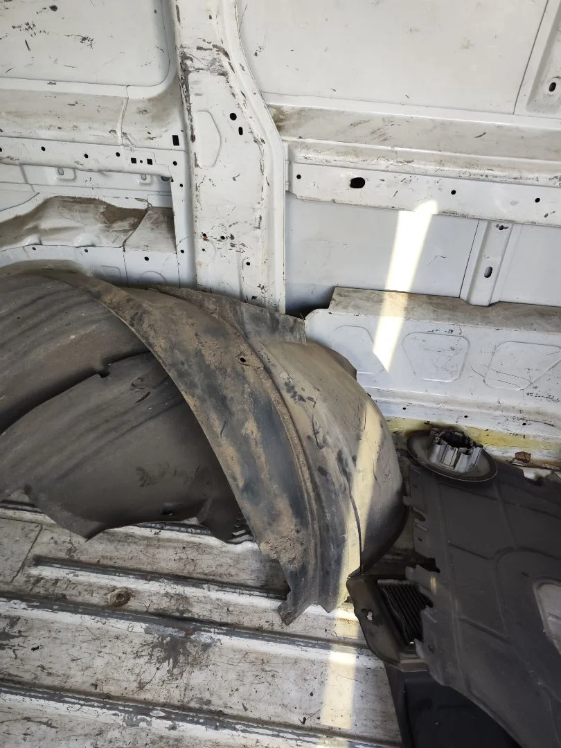 Foto de PASO RUEDA DELANTERO IZQUIERDO CITROEN JUMPY 2.0 HDi CAT (RHK / DW10UTED4) (120 CV / 88 KW) referencia 7136AQ