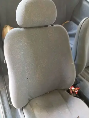 Foto de ASIENTO DELANTERO DERECHO FORD KA (CCQ) 1.3 CAT (50 CV / 37 KW) foto 1
