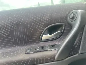 Foto de MANETA INTERIOR DELANTERA IZQUIERDA RENAULT LAGUNA II (BG0) 2.0  (135 CV / 99 KW) referencia 8200000723