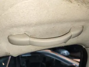 Foto de ASIDERO TECHO DELANTERO DERECHO CITROEN C3 PICASSO 1.6 HDi FAP (92 CV / 68 KW) referencia 9128W5