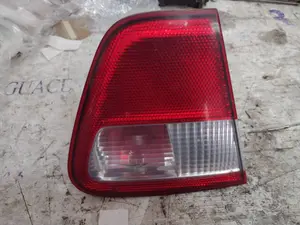 Foto de PILOTO TRASERO IZQUIERDO INTERIOR SEAT CORDOBA BERLINA (6K2) referencia 6K5945091F