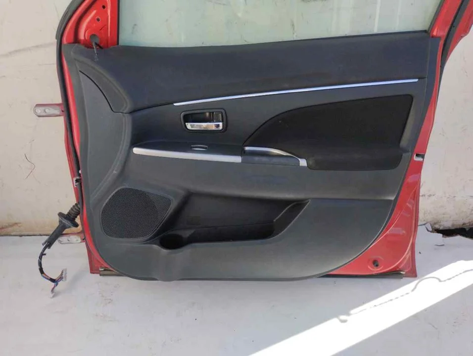 Foto de ELEVALUNAS DELANTERO DERECHO MITSUBISHI ASX (GA0W) 1.6 CAT (117 CV / 86 KW)