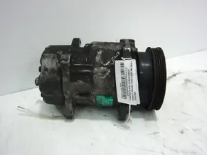 Foto de COMPRESOR AIRE ACONDICIONADO RENAULT MEGANE I FASE 2 BERLINA (BA0) referencia 7700272987