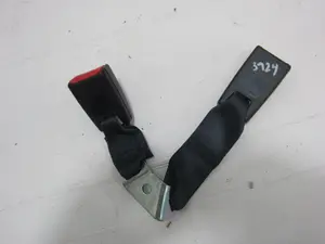 Foto de ENGANCHE CINTURON TRASERO DERECHO MITSUBISHI ASX (GA0W) 1.6 CAT (117 CV / 86 KW) referencia 6183896B foto 4