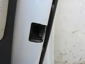 Foto de CERRADURA PUERTA DELANTERA DERECHA BMW SERIE 5 GRAN TURISMO (F07) 3.0 24V Turbo (306 CV / 225 KW)