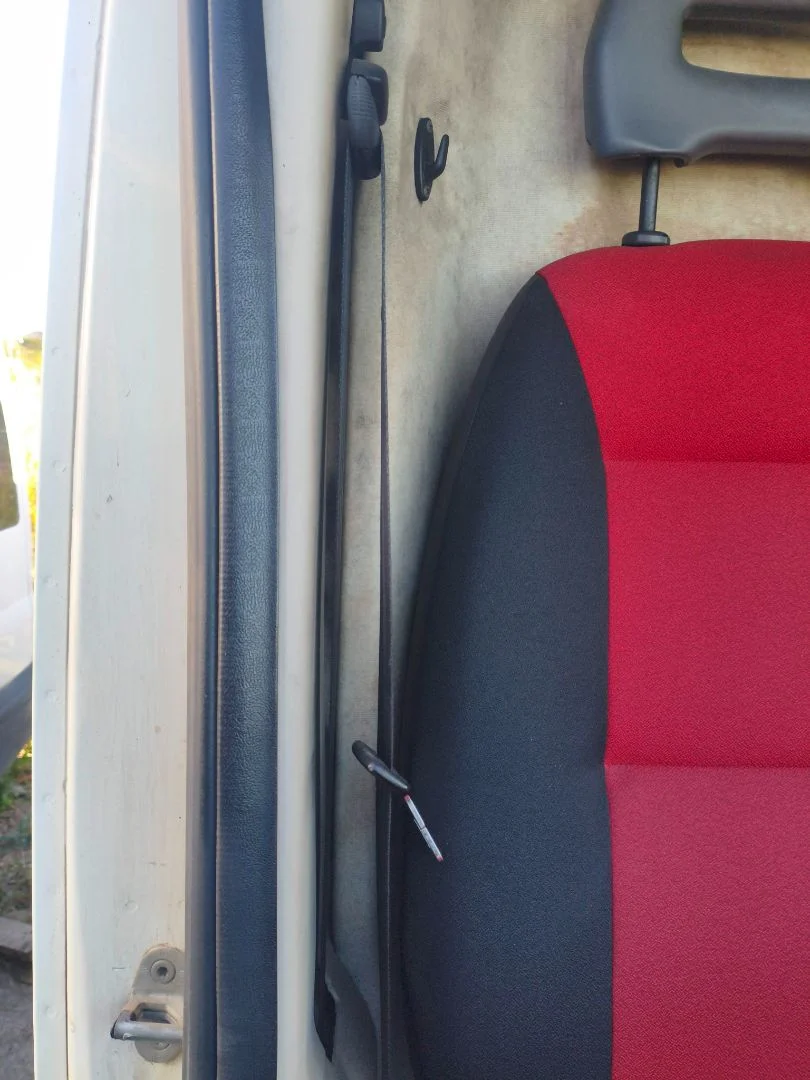 Foto de CINTURON SEGURIDAD DELANTERO DERECHO FIAT DUCATO 3 FURGÓN 33 2.2 JTD CAT (101 CV / 74 KW) referencia 0735507778