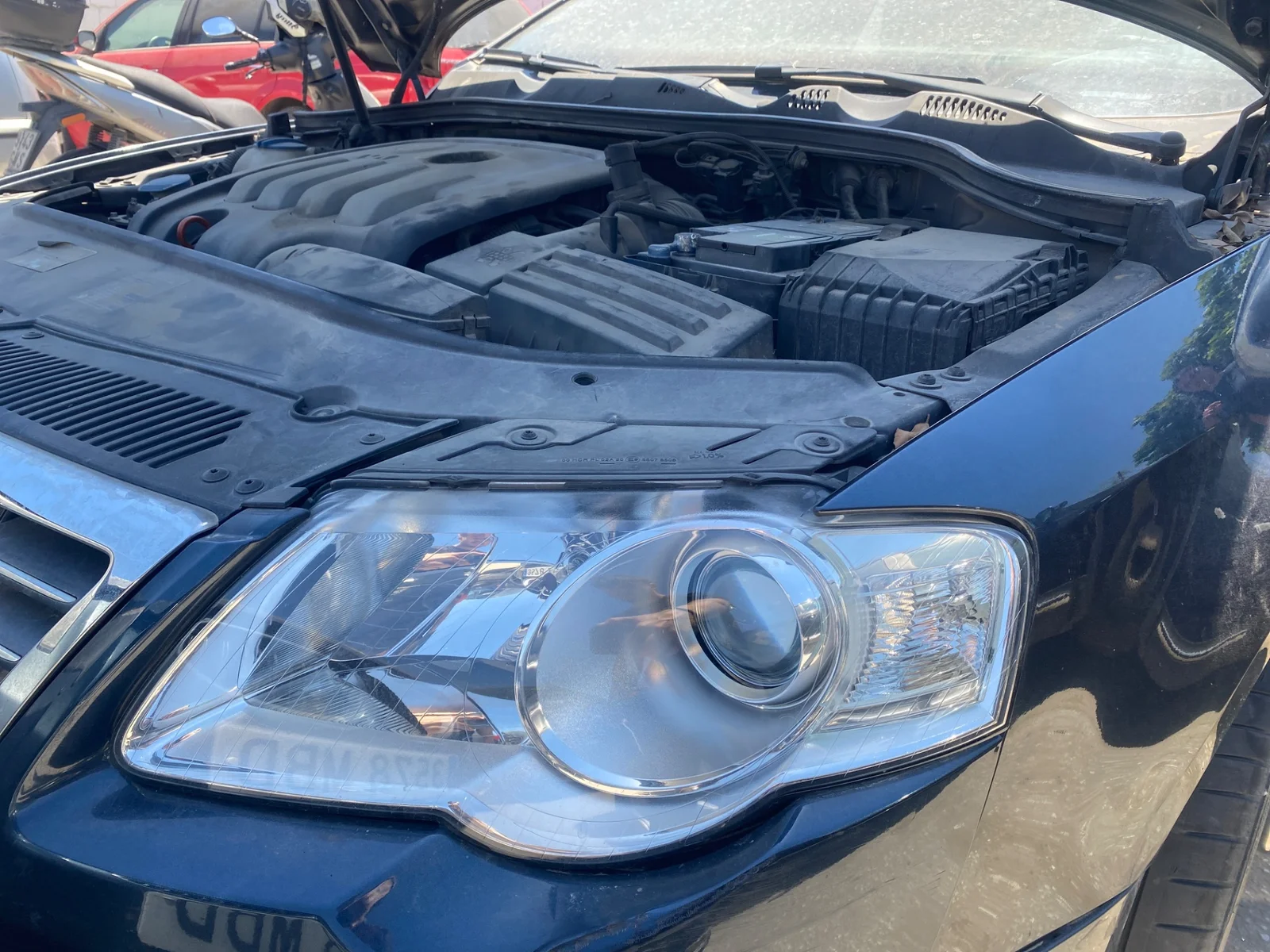 Foto de FARO IZQUIERDO VOLKSWAGEN PASSAT BERLINA (3C2) 2.0 TDI (140 CV / 103 KW) referencia 3C0941005AA