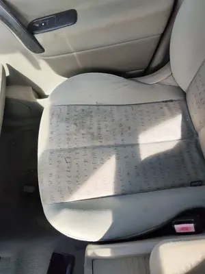 Foto de ASIENTO DELANTERO DERECHO RENAULT SCENIC II (JM) 1.9 dCi Diesel (120 CV / 88 KW)