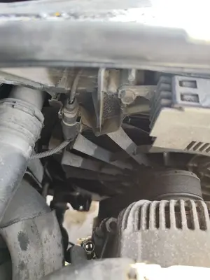 Foto de INTERCOOLER AUDI A6 BERLINA (4F2) 2.0 TDI (140 CV / 103 KW) referencia 4F0145805AD