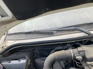 Foto de BRAZO LIMPIA DELANTERO DERECHO VOLKSWAGEN CRAFTER FURGÓN (2E) 2.5 TDI DPF (109 CV / 80 KW) referencia 2E1955402A