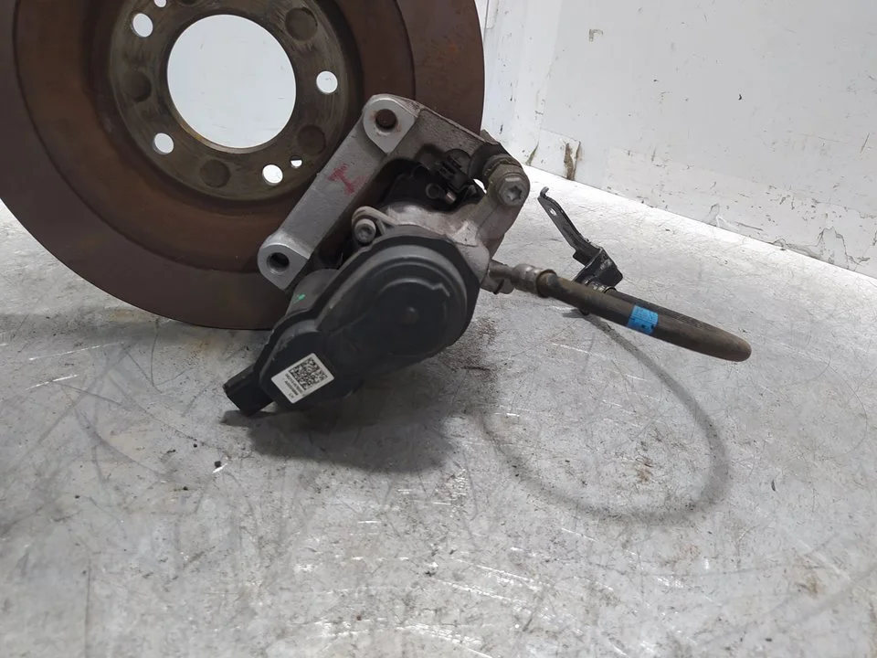 Foto de PINZA DE FRENO TRASERA IZQUIERDA HYUNDAI TUCSON (NX) híbrido-suave 100 kW (1.6 Ltr. - 100 kW CRDi) (136 CV / 100 KW) referencia 58210N7600