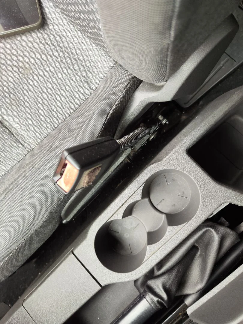 Foto de PRETENSOR AIRBAG DERECHO FORD FOCUS C-MAX (CAP)(2003) 1.6 TDCi CAT (109 CV / 80 KW)