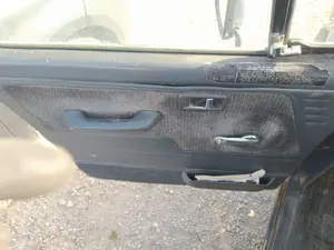 Foto de CERRADURA PUERTA DELANTERA IZQUIERDA MITSUBISHI MONTERO (V20/V40) 2.5 Turbodiesel (99 CV / 73 KW)