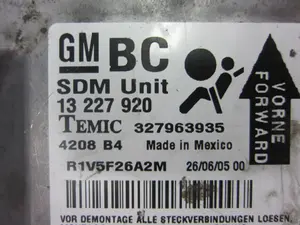 Foto de CENTRALITA ABS OPEL ASTRA H BERLINA 1.7 16V CDTI (101 CV / 74 KW) referencia 327963935 foto 4