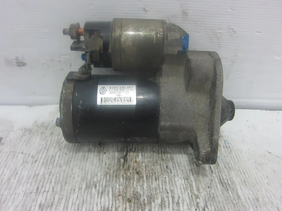Foto de MOTOR ARRANQUE VOLKSWAGEN GOLF IV BERLINA (1J1)(10.1997) 1.6 (101 CV / 74 KW) referencia 8200240487