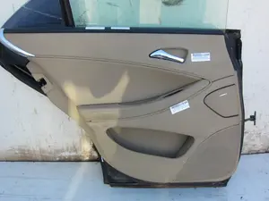 Foto de GUARNECIDO PUERTA TRASERA IZQUIERDA MERCEDES-BENZ CLS (BM 219) 3.0 CDI CAT (224 CV / 165 KW)