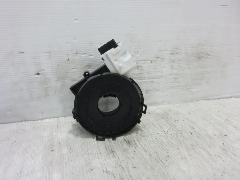 Foto de ANILLO AIRBAG VOLKSWAGEN GOLF PLUS V (5M1) 1.9 TDI (105 CV / 77 KW) referencia 1K0959653C