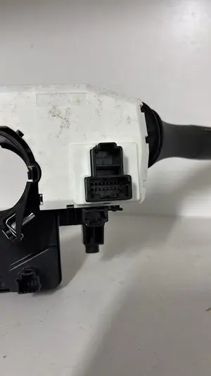 Foto de MANDO MULTIFUNCION RENAULT KADJAR referencia 14AN248012AE4 foto 4