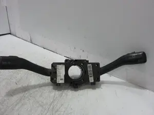 Foto de MANDO MULTIFUNCION SEAT LEON (1M1) 1.9 TDI (110 CV / 81 KW) referencia 8L0953513G