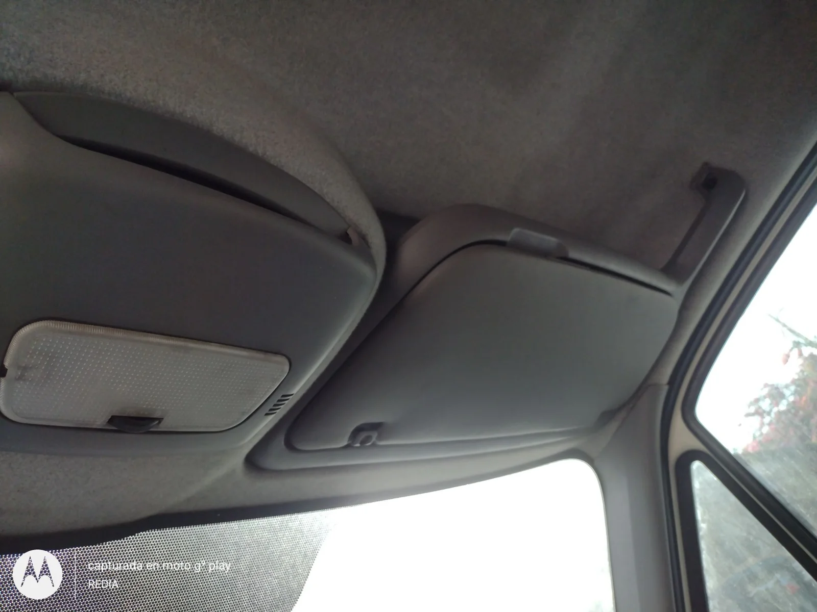 Foto de PARASOL DERECHO VOLKSWAGEN CRAFTER FURGÓN (2E) 2.5 TDI DPF (109 CV / 80 KW)