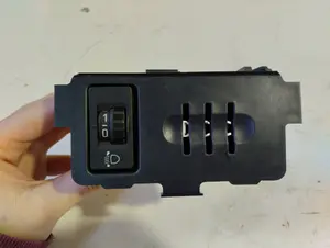 Foto de INTERRUPTOR PEUGEOT 5008 referencia 96366692XT