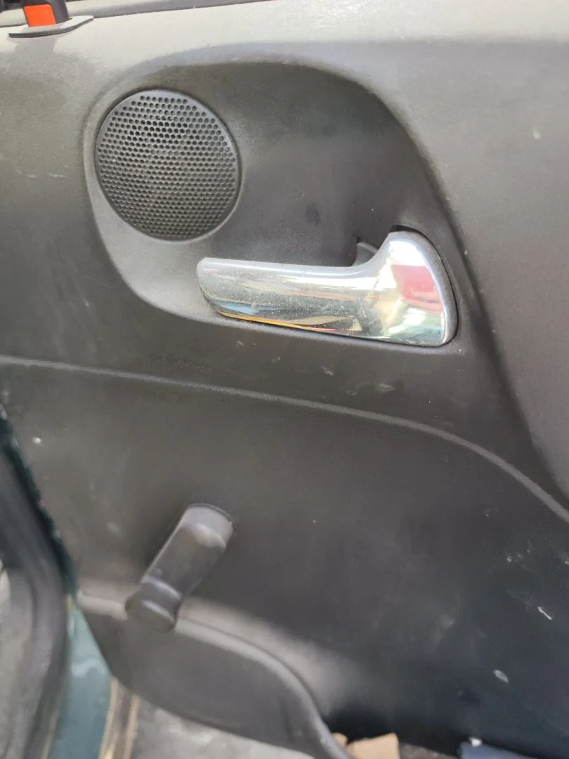 Foto de MANETA INTERIOR TRASERA DERECHA OPEL ZAFIRA A 2.0 DTI (101 CV / 74 KW)