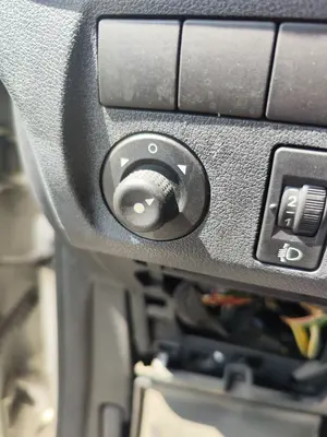 Foto de MANDO RETROVISOR CITROEN BERLINGO FURGÓN 1.6 16V HDi FAP (90 CV / 66 KW)