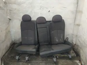 Foto de ASIENTO TRASERO MERCEDES-BENZ CLS (BM 219) 3.0 CDI CAT (224 CV / 165 KW)