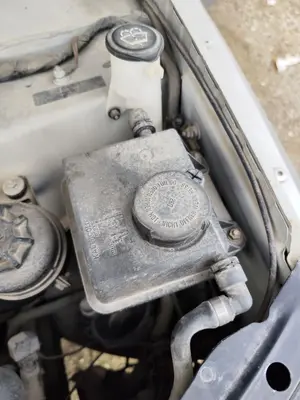 Foto de DEPOSITO EXPANSION LAND ROVER RANGE ROVER (LM) 4.4 V8 CAT (306 CV / 225 KW)