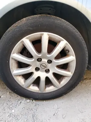 Foto de LLANTA OPEL ASTRA H BERLINA