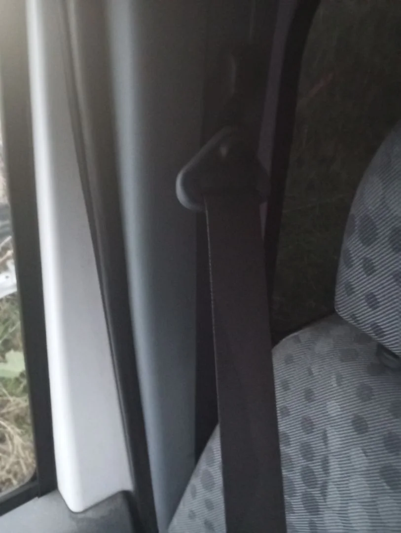 Foto de CINTURON SEGURIDAD DELANTERO DERECHO FORD TRANSIT COMBI (TT9) 2.2 TDCi CAT (116 CV / 85 KW)