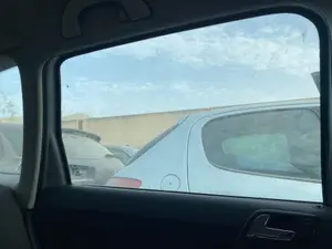 Foto de LUNA TRASERA IZQUIERDA VOLKSWAGEN POLO IV (9N3) 1.4 FSI (86 CV / 63 KW)