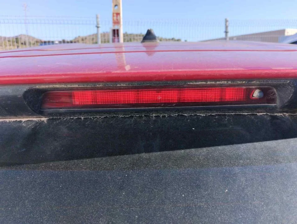 Foto de LUZ CENTRAL DE FRENO NISSAN MICRA (K14) 0.9 CAT (90 CV / 66 KW) referencia A07977