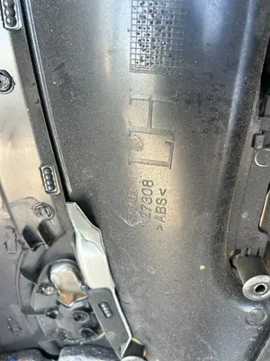 Foto de GUARNECIDO PUERTA DELANTERA IZQUIERDA MERCEDES-BENZ CLASE C (BM 203) BERLINA 2.2 CDI CAT (150 CV / 110 KW) referencia A2037203372 7E62 foto 4