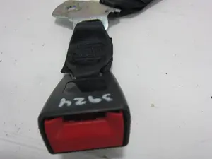 Foto de ENGANCHE CINTURON TRASERO CENTRAL MITSUBISHI ASX (GA0W) 1.6 CAT (117 CV / 86 KW) referencia 6174616A foto 2