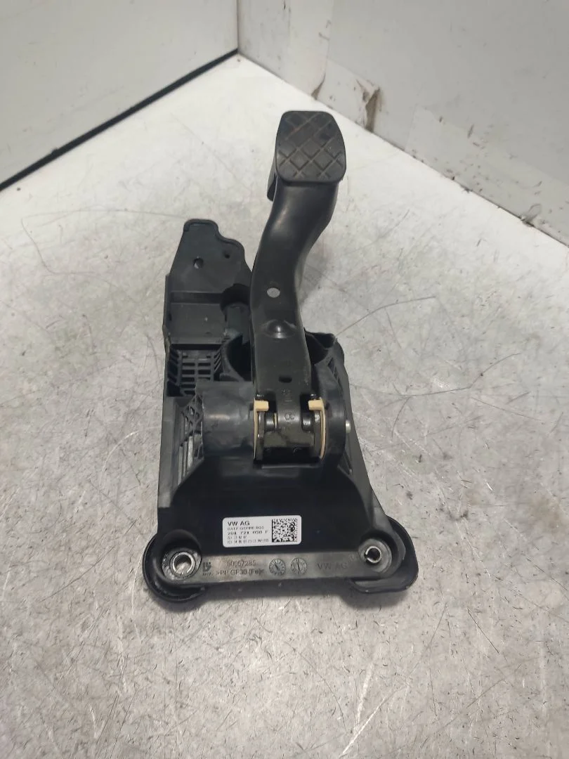 Foto de PEDAL FRENO VOLKSWAGEN POLO VI (AW1)(08.2017) 1.0 (65 CV / 48 KW)