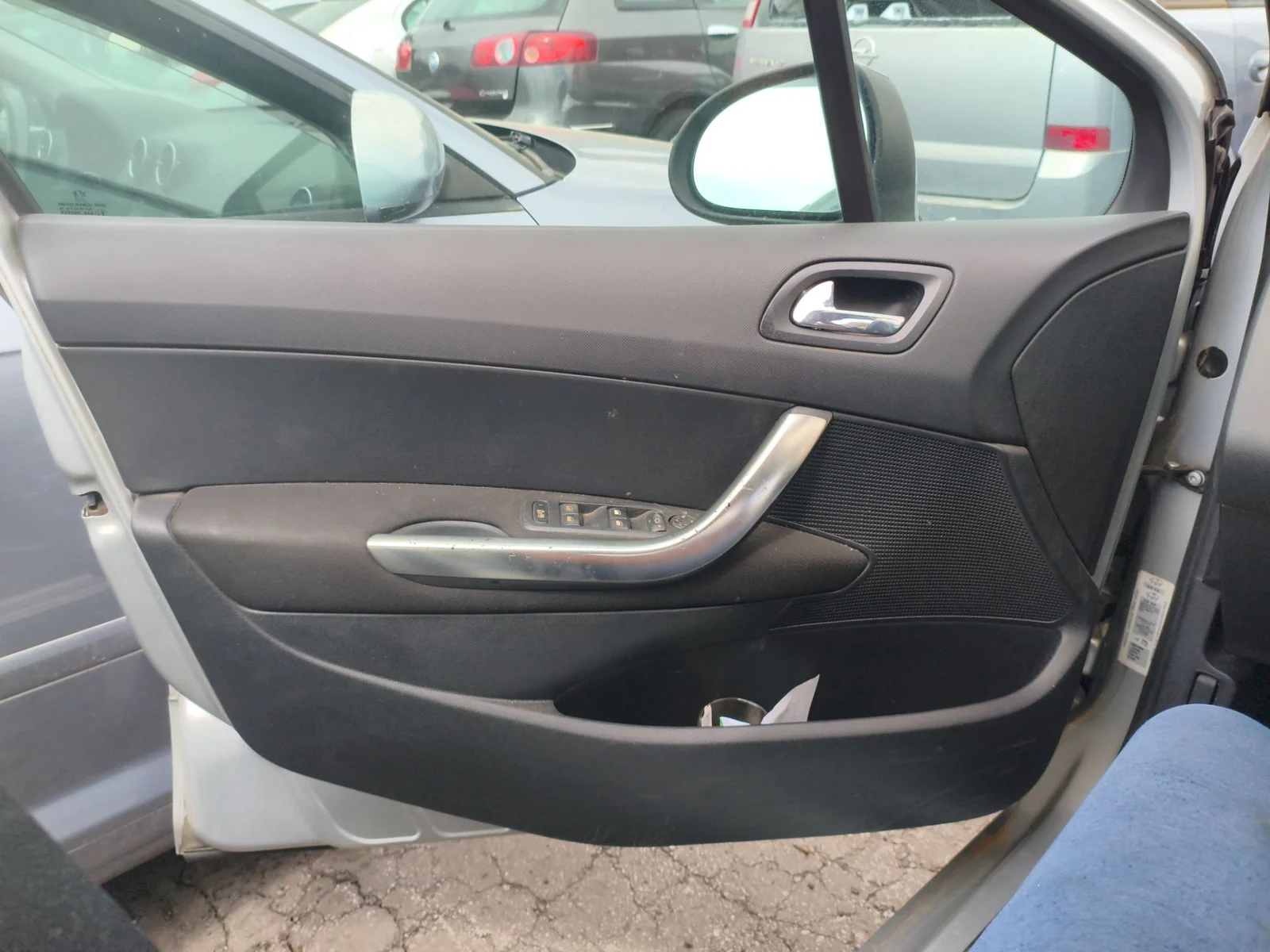 Foto de GUARNECIDO PUERTA DELANTERA IZQUIERDA PEUGEOT 308 SW 2.0 16V HDi FAP CAT (RHR / DW10BTED4) (136 CV / 100 KW)