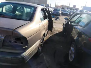 Foto de PASO RUEDA TRASERO DERECHO BMW SERIE 5 BERLINA (E39) 2.0 16V Diesel CAT (136 CV / 100 KW)