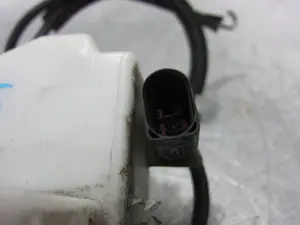 Foto de CERRADURA PUERTA DELANTERA DERECHA SEAT CORDOBA BERLINA (6K2) 1.9 SDI (68 CV / 50 KW) referencia 6K4837016D foto 6
